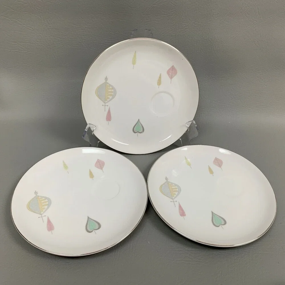 Yamaka Bon Soir Snack‎ Plates White Multi-color Leaves Lot of 3